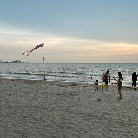 Private,Glory Beach Resort Port Dickson-Negeri Sembilan Luaran gambar