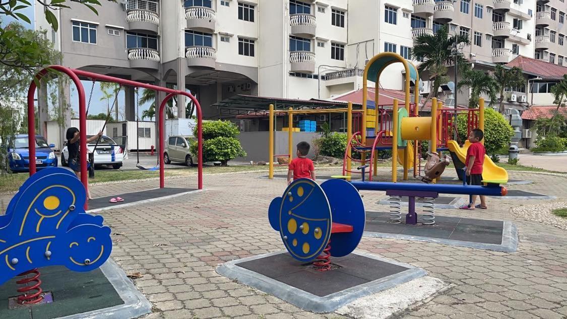 Private,Glory Beach Resort Port Dickson-Negeri Sembilan Luaran gambar